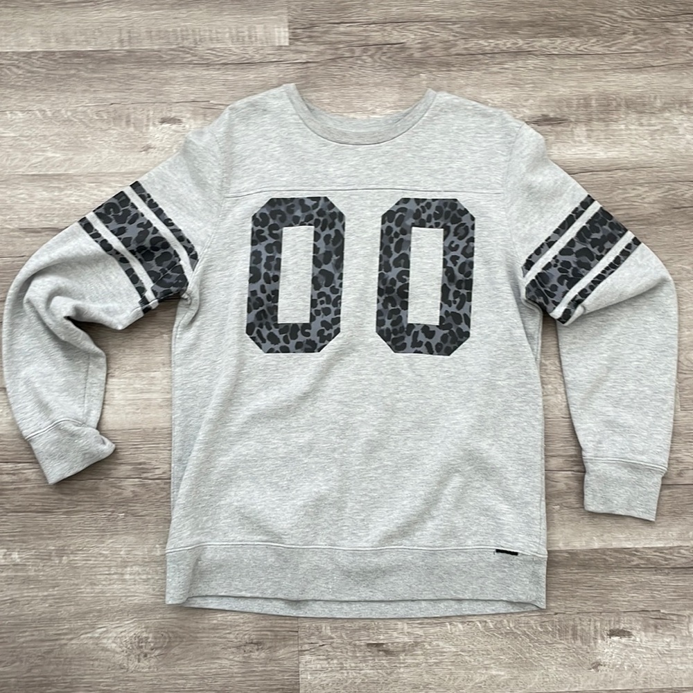 On the Byas Leopard Crew Neck